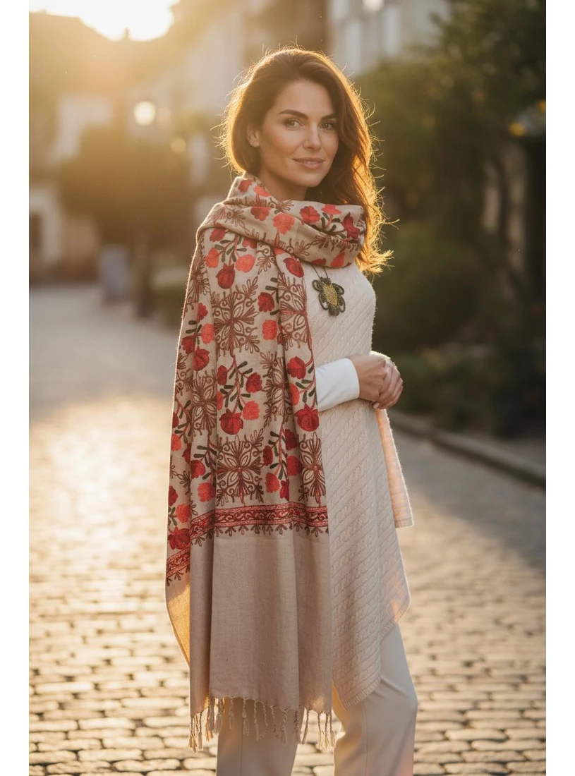 Indiai stóla - ekrü alapon rózsás