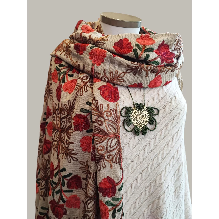 Indiai stóla - ekrü alapon rózsás