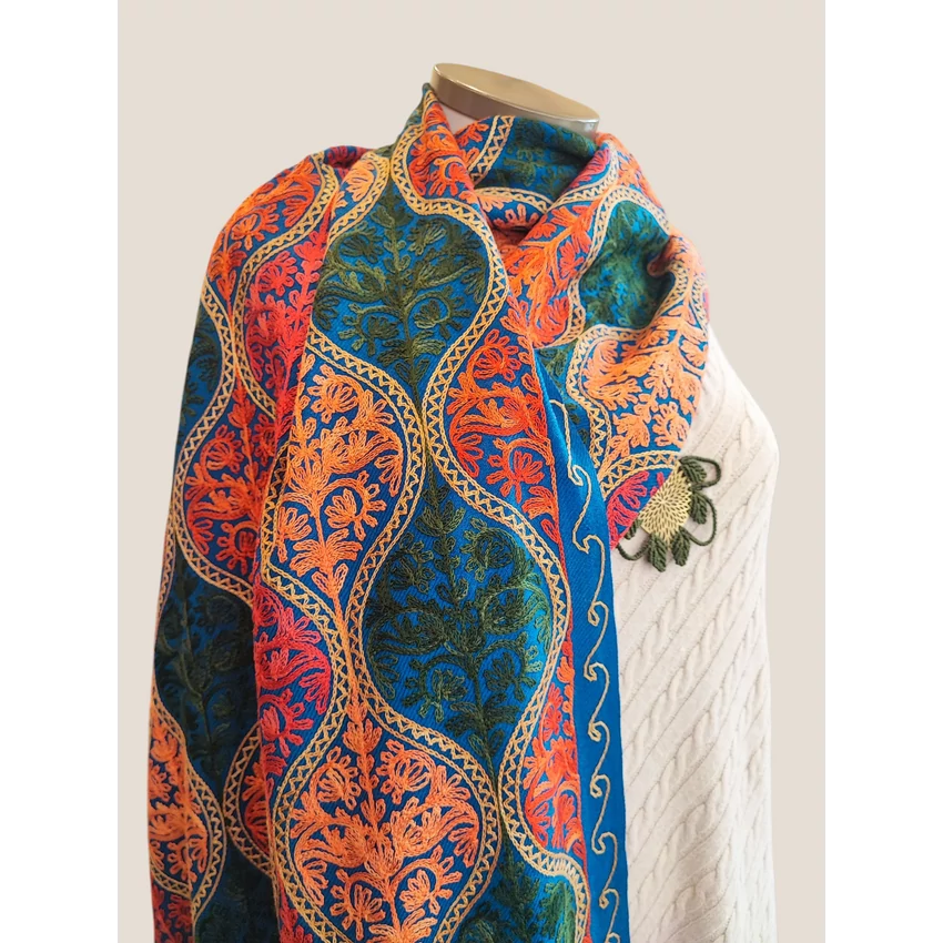 Indiai stóla - türkiz alapon gazdagon hímzett