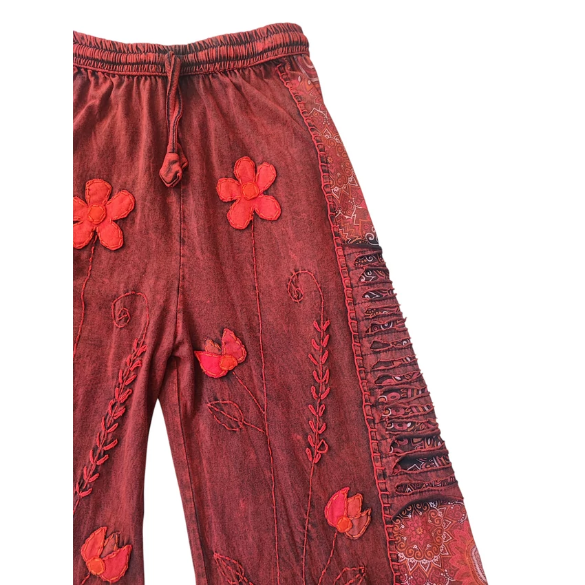 Nepáli pamut nadrág virág díszítéssel - bordó