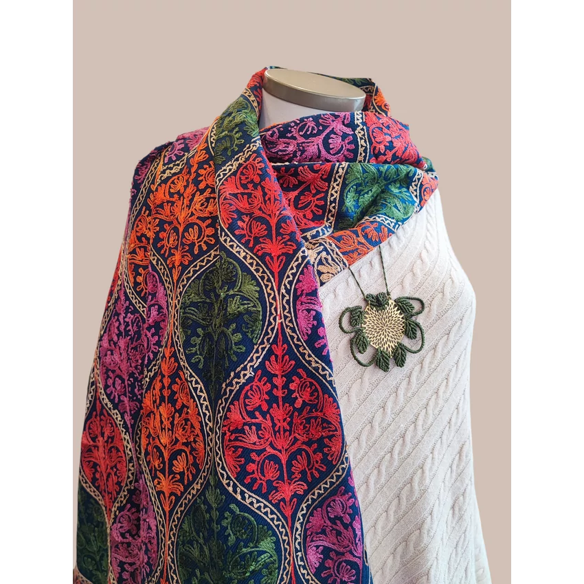 Indiai stóla - kék alapon gazdagon hímzett