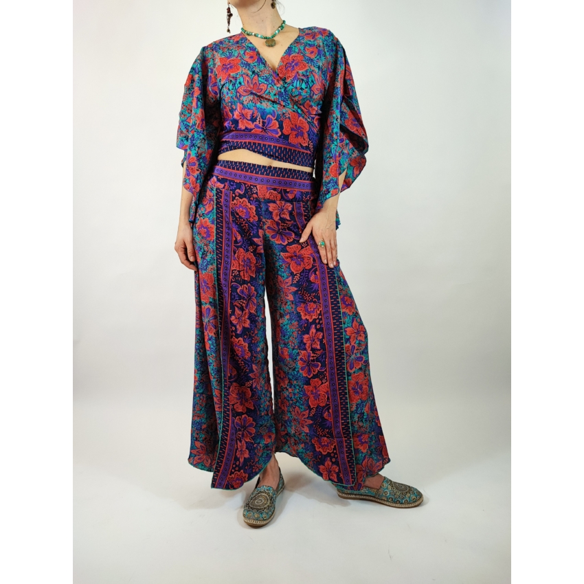 Indiai nadrág és kimonó szett - türkiz alapon, lila és piros virágos