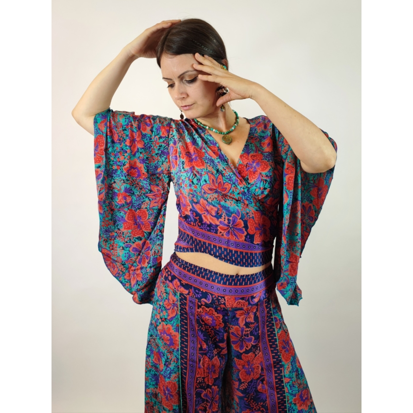 Indiai nadrág és kimonó szett - türkiz alapon, lila és piros virágos